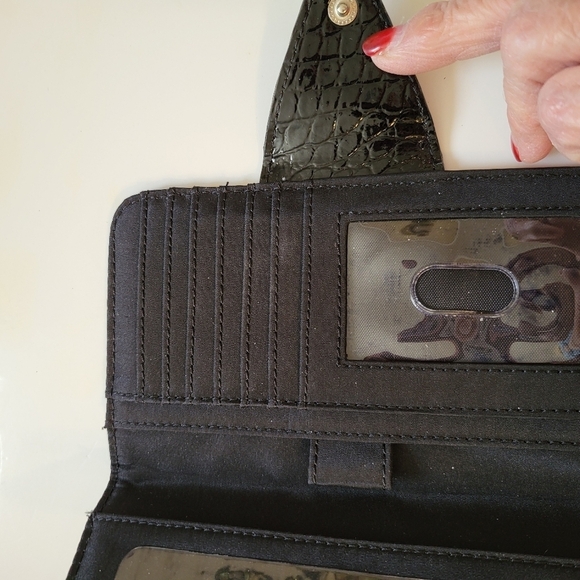 Nine West Black Patent Wallet NWOT - Picture 9 of 10